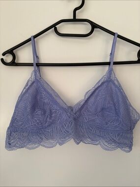 Talula Lace Bralette in Periwinkle